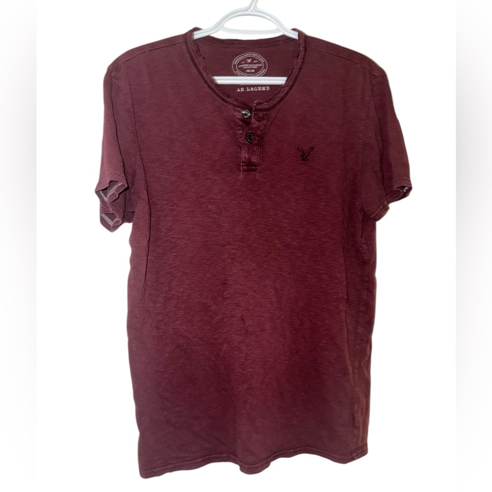 American Eagle AE Legend Athletic Fit Men’s Button Collared Burgundy Shirt Med